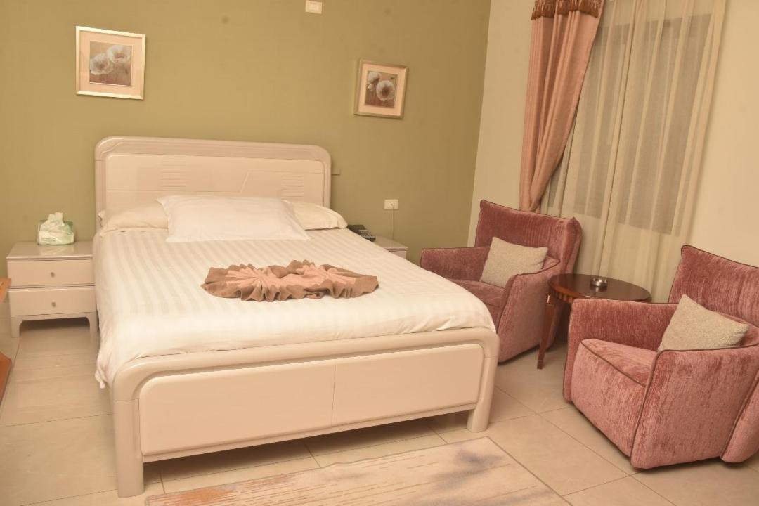 Crown Hotel Τζούμπα Εξωτερικό φωτογραφία
